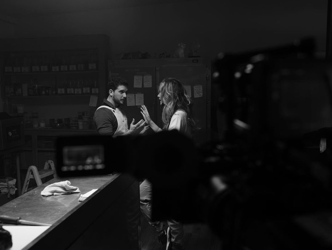 MagnoliaPics's tweet photo. Kit Harington by Juan Pablo Ramírez behind the scenes of BABY RUBY ❣️ https://t.co/qBvqa7lIYG