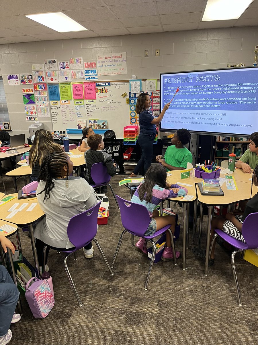 HE_Room501's tweet photo. Thanks @GwenL98 for getting us started with our revising lesson today in writing class! @HumbleISD_HE https://t.co/w3FXIg3Bke