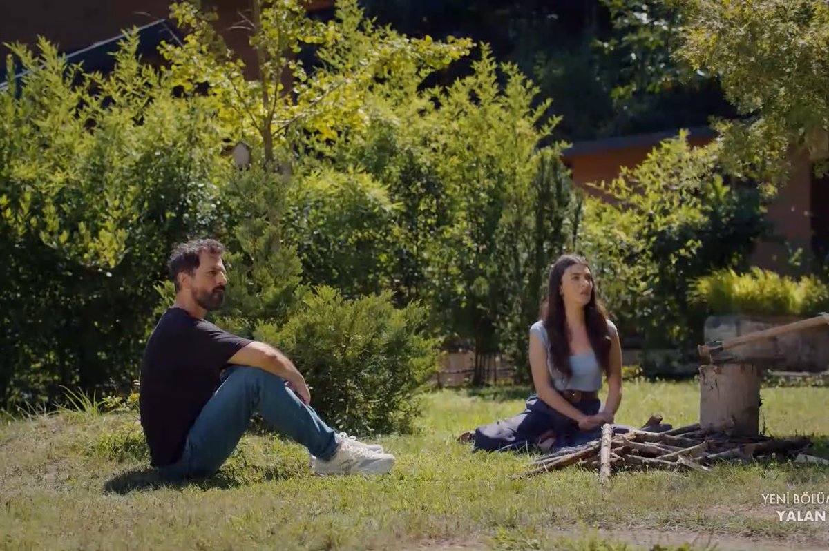 Aslliasu's tweet photo. odun piknikliğe gitmişler🥰 #KadMel #Yalan https://t.co/Dkf5d1N5iG