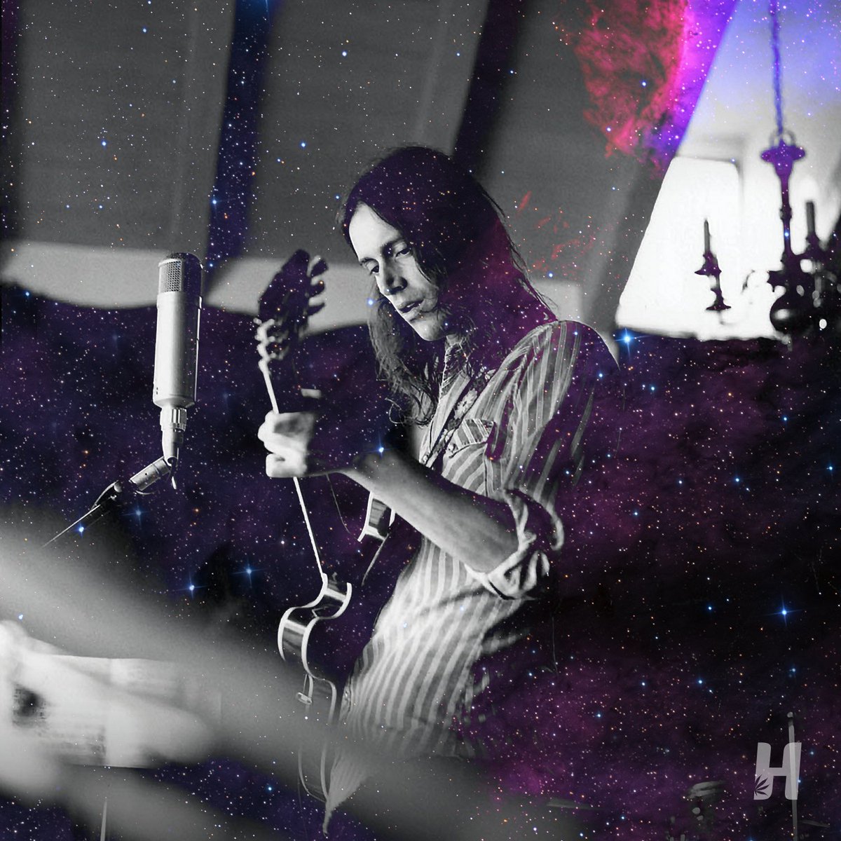 HeadsLifestyle's tweet photo. So long may you run
May your song be sung
And may you never go before your time has come.
.
#ripnealcasal #nealcasal #ilovenealcasal #truebeliever #circlesaroundthesun #chrisrobinsonbrotherhood #beachwoodsparks #ryanadamsandthecardinals #hardworkingamericans #gospelbeach https://t.co/g0e510Mmbf
