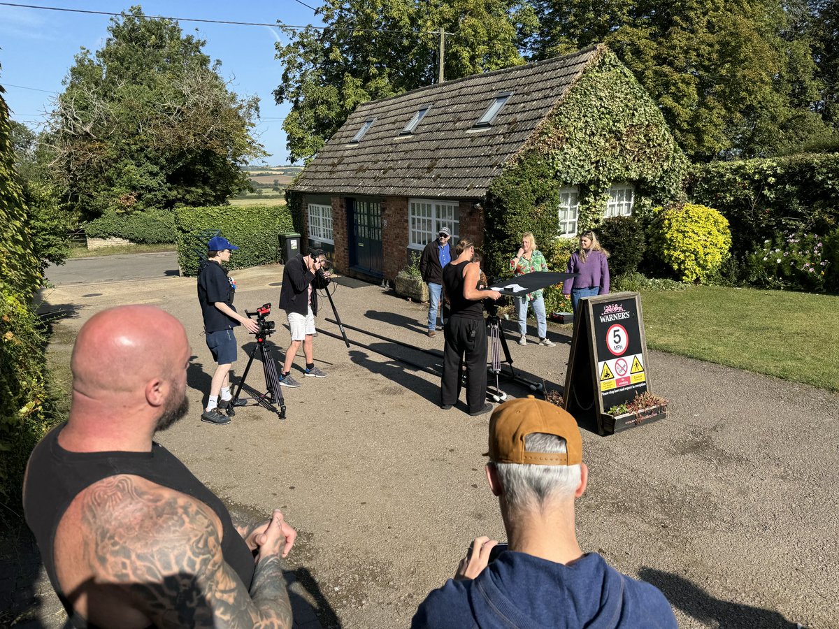 A new little short comedy we have been working on. Distill bill! Sunday was the first shoot day and one more to go. 
 Working with the Example crew and some other great people. It’s been quality 
#Actorlife #onset #Actors