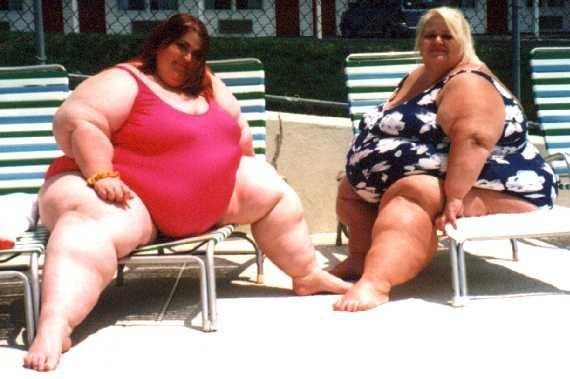 curves_are_hot's tweet photo. Some day those will be the skinniest on the beach.
#probesity #bodypositivity #fat #glorifyingobesity #beachbody https://t.co/z3jTTjnhVq