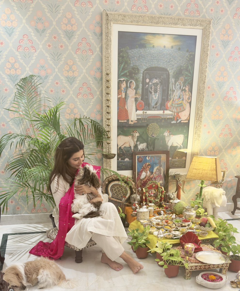 आपको प्रेम, भक्ति और भगवान कृष्ण के आशीर्वाद से भरी जन्माष्टमी की शुभकामनाएं।

#Janmashtami  #Janamashtmi2024