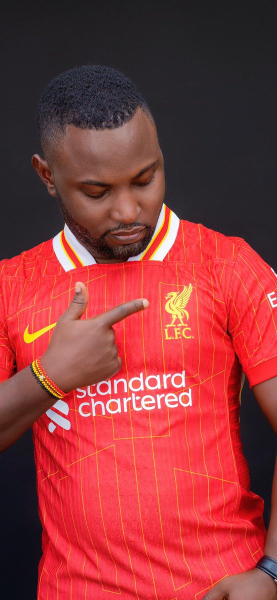 ug_kop's tweet photo. Pointing to things that matter in life. Being a Liverpool Supporter is one of them. #ugkop #LFC https://t.co/Os7PcV5Ml6