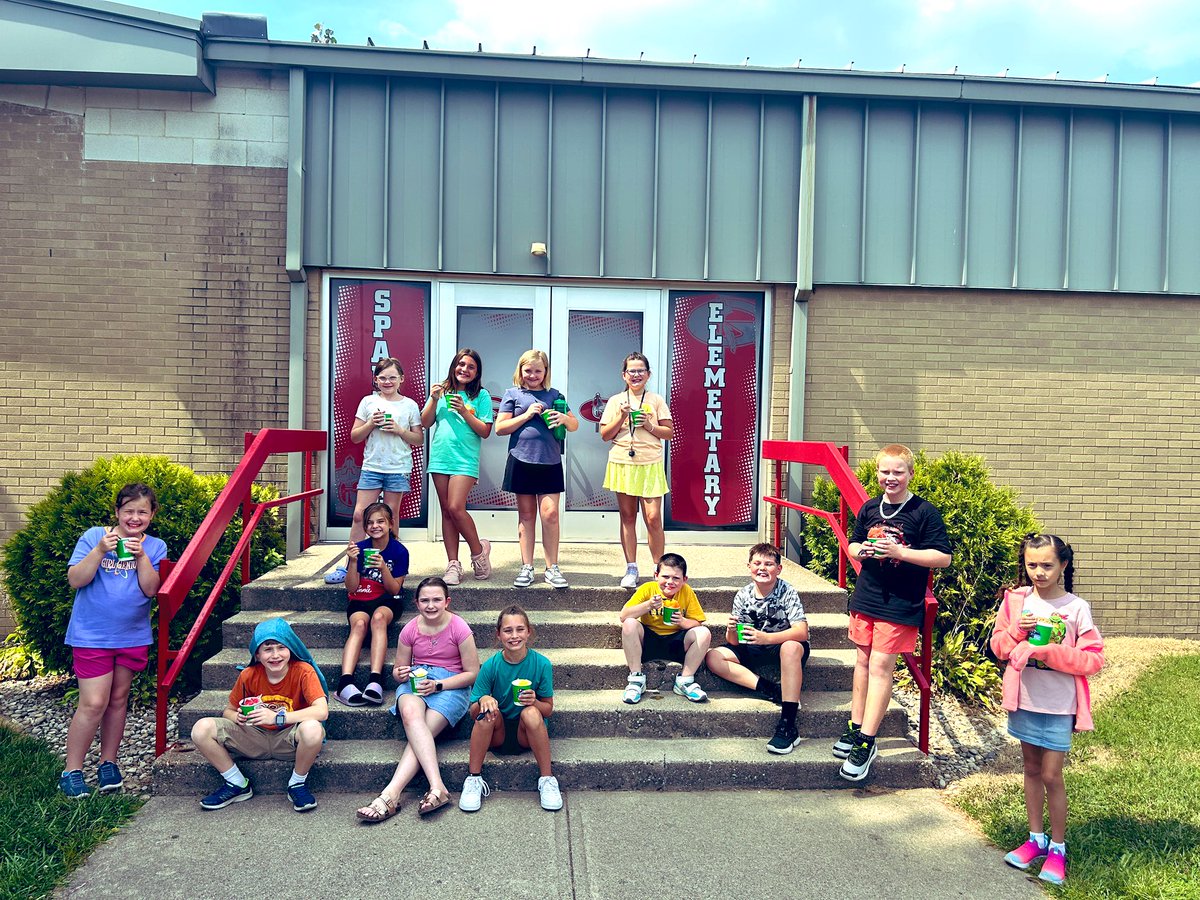 Mrs. Rybak tweet media