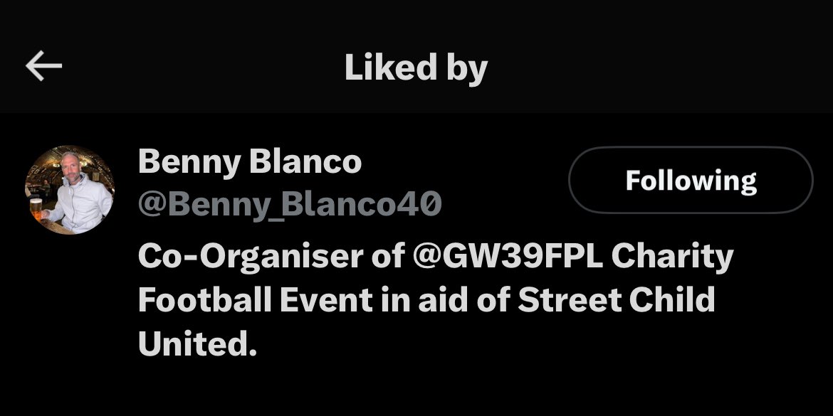 FPLLynam's tweet photo. @Benny_Blanco40 @liamgallagher 🤩 https://t.co/uGDBY8F2VK
