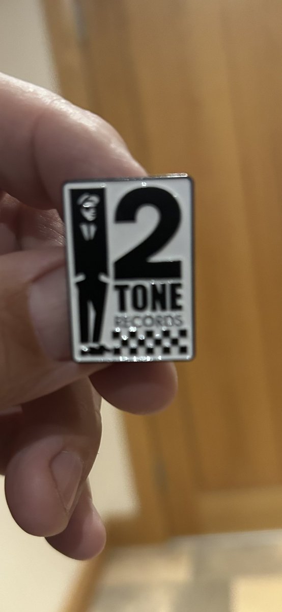 p_mcginty's tweet image. Went to record fair today &amp;amp; spent 2 hours crate digging &amp;amp; only came home with this, well worth it 😀

#twotone #ska