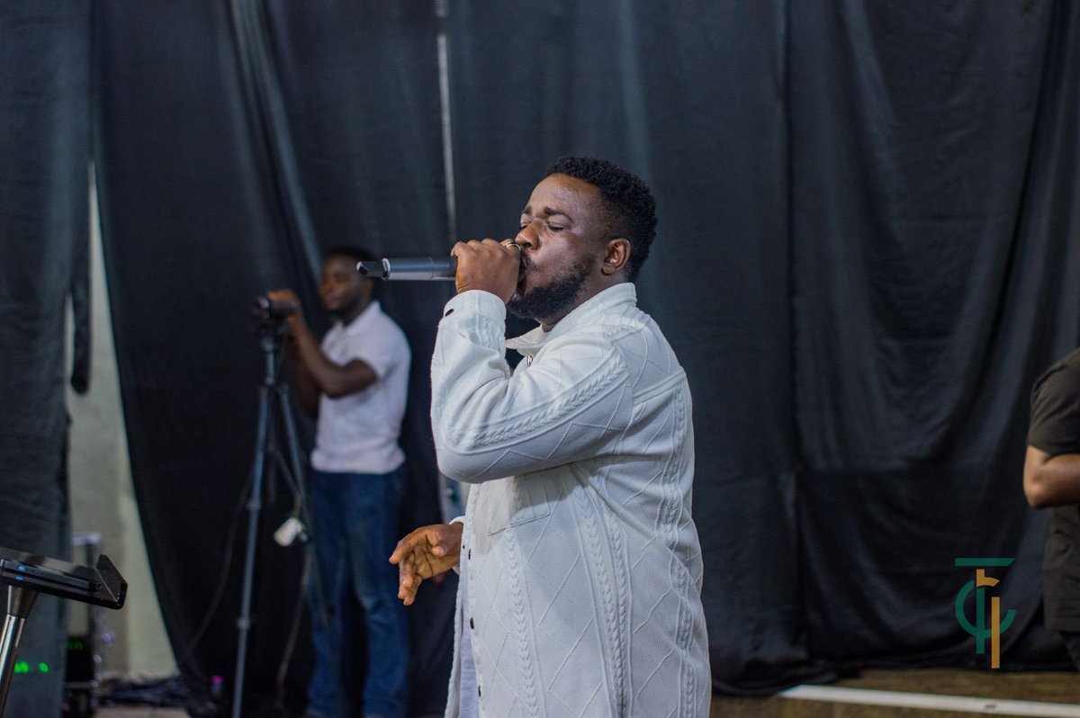 What an awesome time of Praise and Worship we had in the presence of the Lord with <a href="/perezmusik233/">Perez</a> 

God Loud And Deserving Worship! 🙌🏾🔥