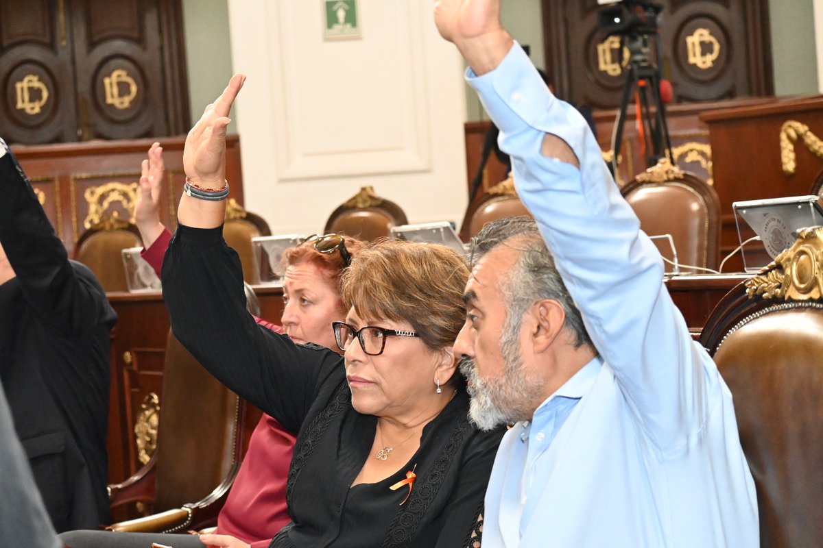 Congreso_CdMex's tweet photo. 🗞️Congreso capitalino realizará quinto periodo extraordinario.

▪️ El acuerdo de la JUCOPO establece que los asuntos a tratar serán acordados por las personas coordinadoras de las diferentes agrupaciones parlamentarias.

Lee más🔗
https://t.co/zQYNv5a6tL https://t.co/8Z7SqhYd58