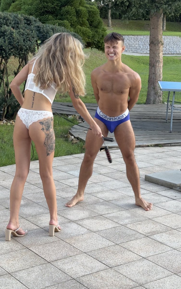 Young mom ballbusting 18yo friend 
<a href="/jasmineblairof/">Jasmine Blair</a> ❤️🙈

Retweet to see more 🥵