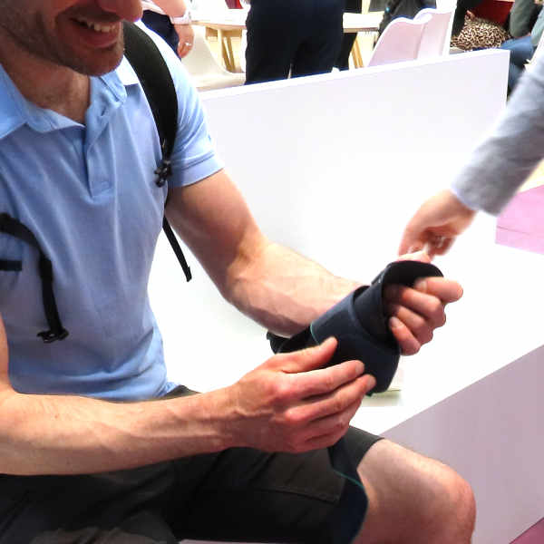 Bandagenshop's tweet photo. 💡 Unser neuer Blog ist live! Entdecke die Push med Aequi Flex – eine der besten Knöchelorthesen für aktive Menschen. 🏃‍♂️ Wir haben sie auf der OTWorld 2024 in Leipzig getestet. Hier gibt's alle Details!👇

https://t.co/s8J41uAJXs

#Orthese #OTWorld #Blog #Pushmed https://t.co/42DXX7gON0
