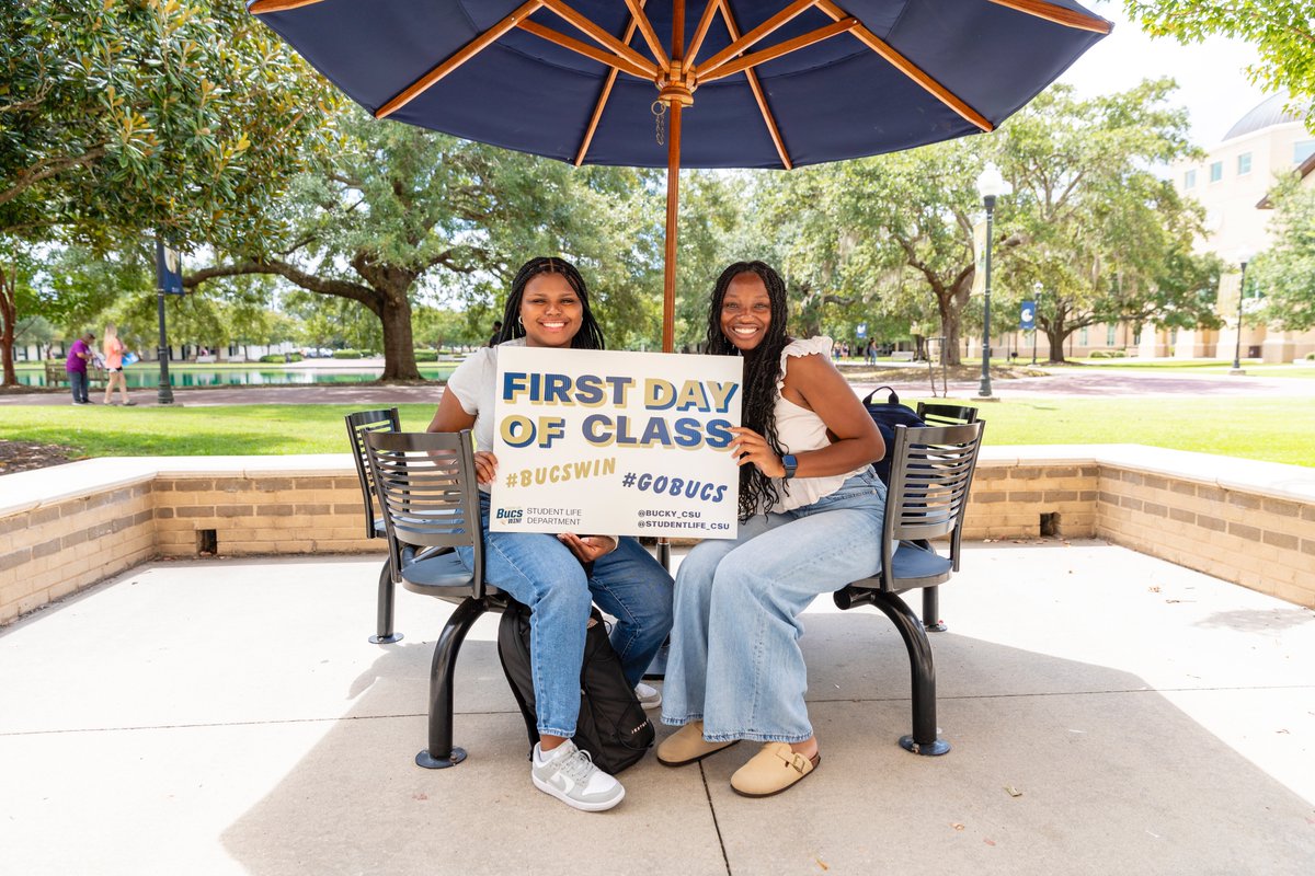 CSUNIV's tweet photo. Consider this your reminder to send a FDOC pic to a loved one today!๐คณ #HappyFDOC #CSUBucs https://t.co/A47EiLQEFW