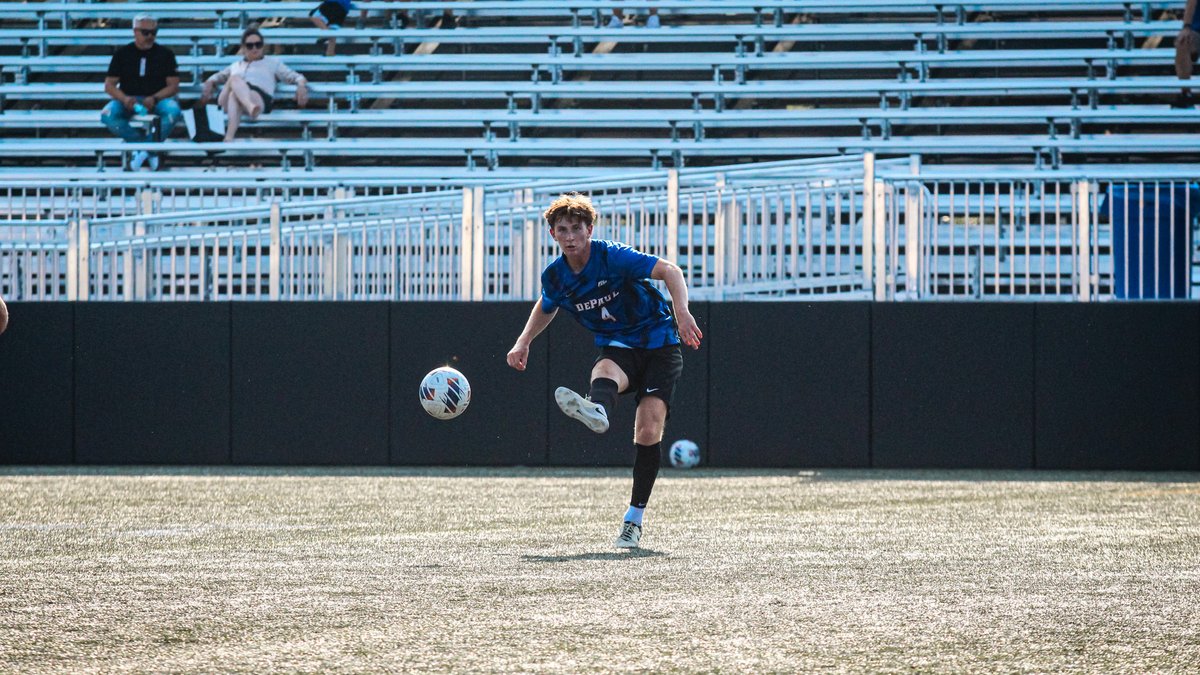 DePaulMSOC's tweet photo. Keep battling. 

#BlueGrit 🔵😈 https://t.co/Q7SXj2o7JZ