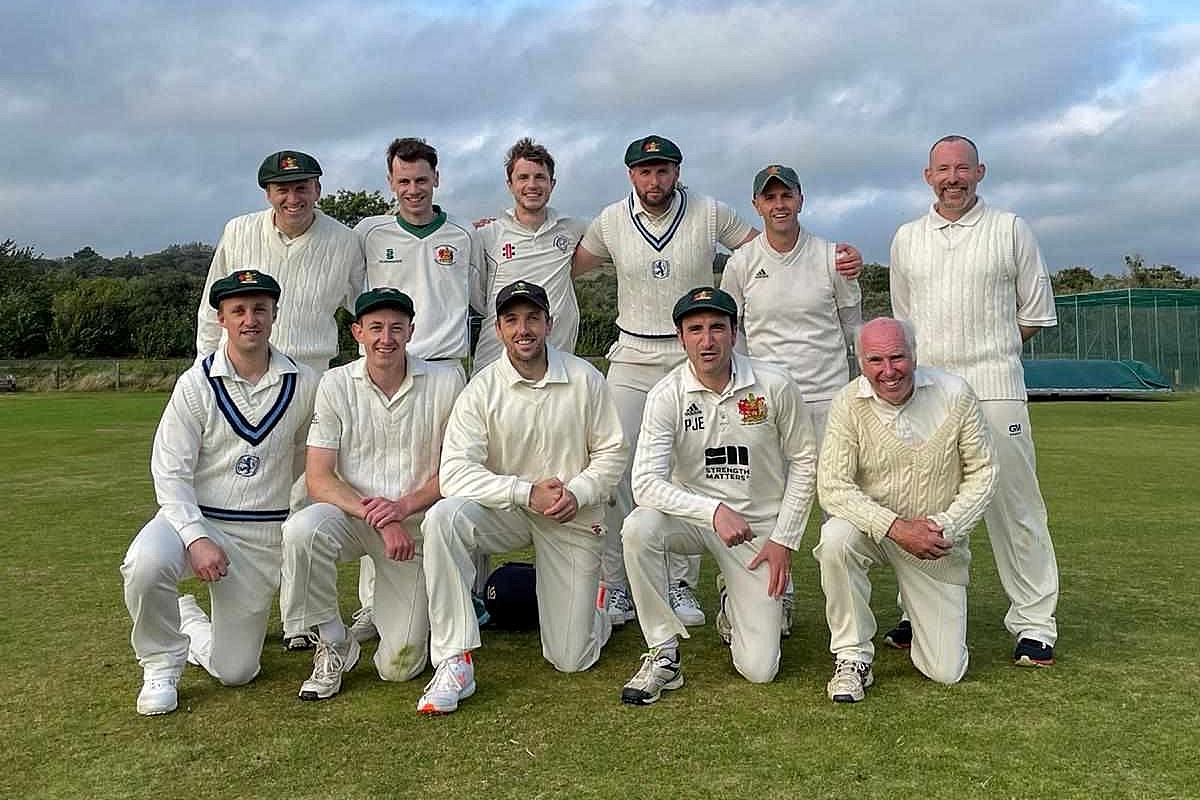 Thanks so much to our amazing "ex-pat" community, the Aber Exiles, for a wonderful game on Bank Holiday Sunday. 460 runs scored in the day, a maiden hundred for Ioan Morris and a great chance to catch up with old friends.