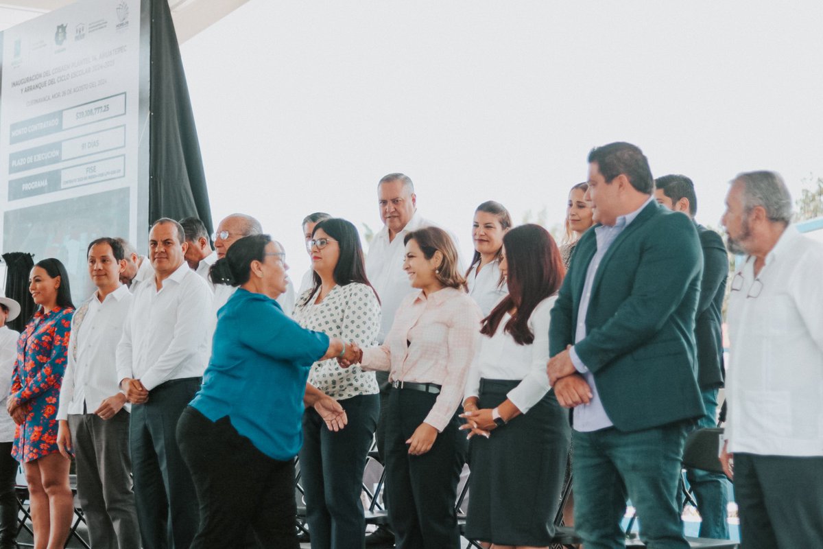 ¡Deseándoles un excelente inicio de clases a todas y todos los estudiantes! 🎒📚 Hoy celebramos con entusiasmo la inauguración del plantel COBAEM Ahuatepec y el arranque del ciclo escolar 2024-2025. ¡Enhorabuena <a href="/GobiernoMorelos/">Gobierno de Morelos</a> por impulsar la educación en nuestro estado! 🎉