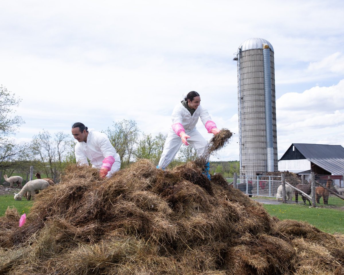 Puck drops tomorrow! 🏒 Don’t miss the next episode of #AmazingRaceCanada at 9/8c on CTV!