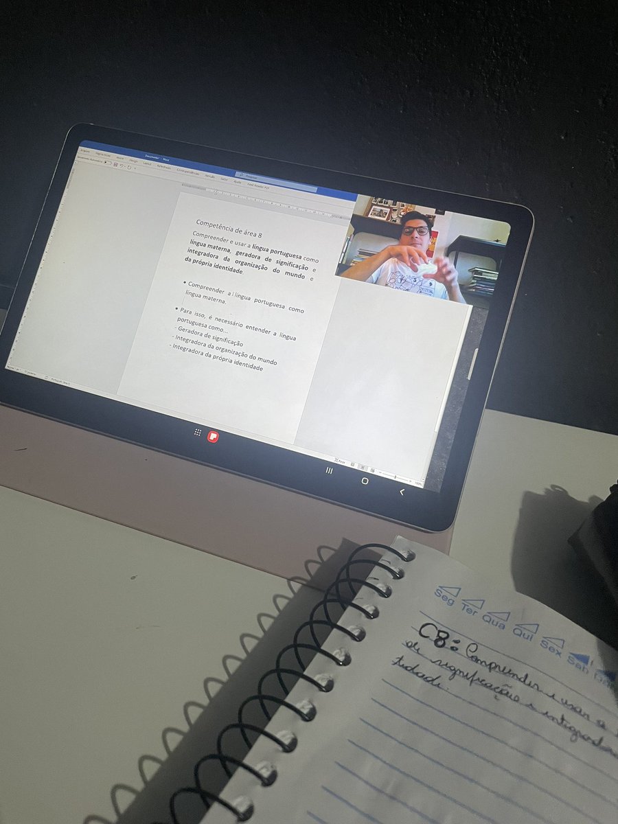 studyoew's tweet image. Indo pra 3 competência!!