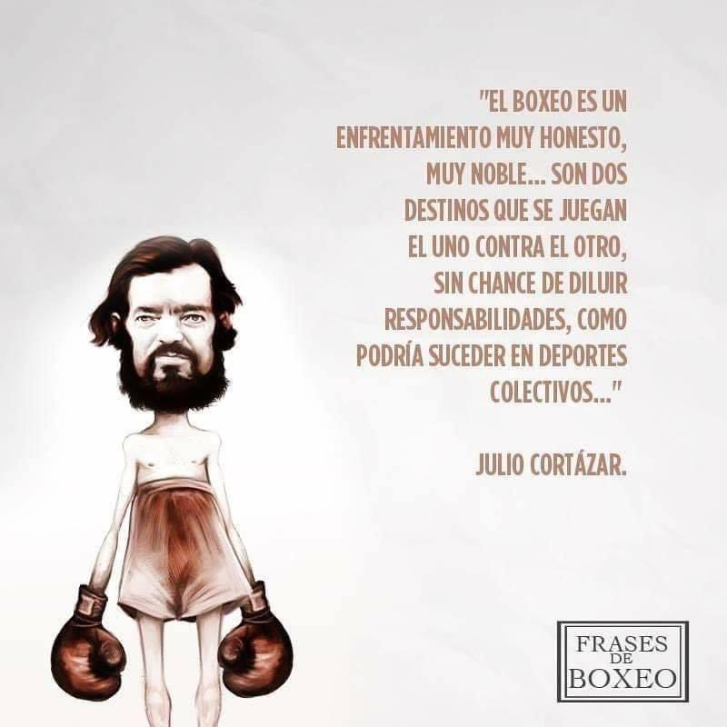 BoxeoCL's tweet image. A 110 años del Natalicio de Julio Cortázar, el amante de las letras y el boxeo. 

📝 bit.ly/2MzwUJ4 🥊

📸 @FDBplus
