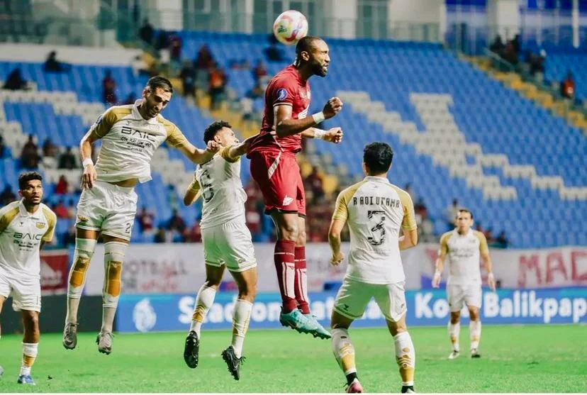 InfosuporterID's tweet photo. Jumlah penonton Liga 1 Kemarin :
Semen Padang vs PSS : 8 (0%) (Laga kandang kedua dari hukuman 3X laga tanpa penonton)
PSM vs Dewa Utd: 1.313 (3%) (Berkurang 200an penonton dari laga home sebelumnya)
#jumlahPenonton #Infosuporter https://t.co/YgYnVZb1cM
