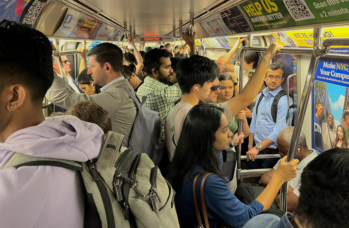 racerxnyc's tweet photo. @PANYNJ “🚇 PATH’s busiest July 4th since 2013 with 4.9M riders”
All in the same train car
@PANYNJ @PATHTrain #PathFail #PathSucks https://t.co/G0wZI7GzsM