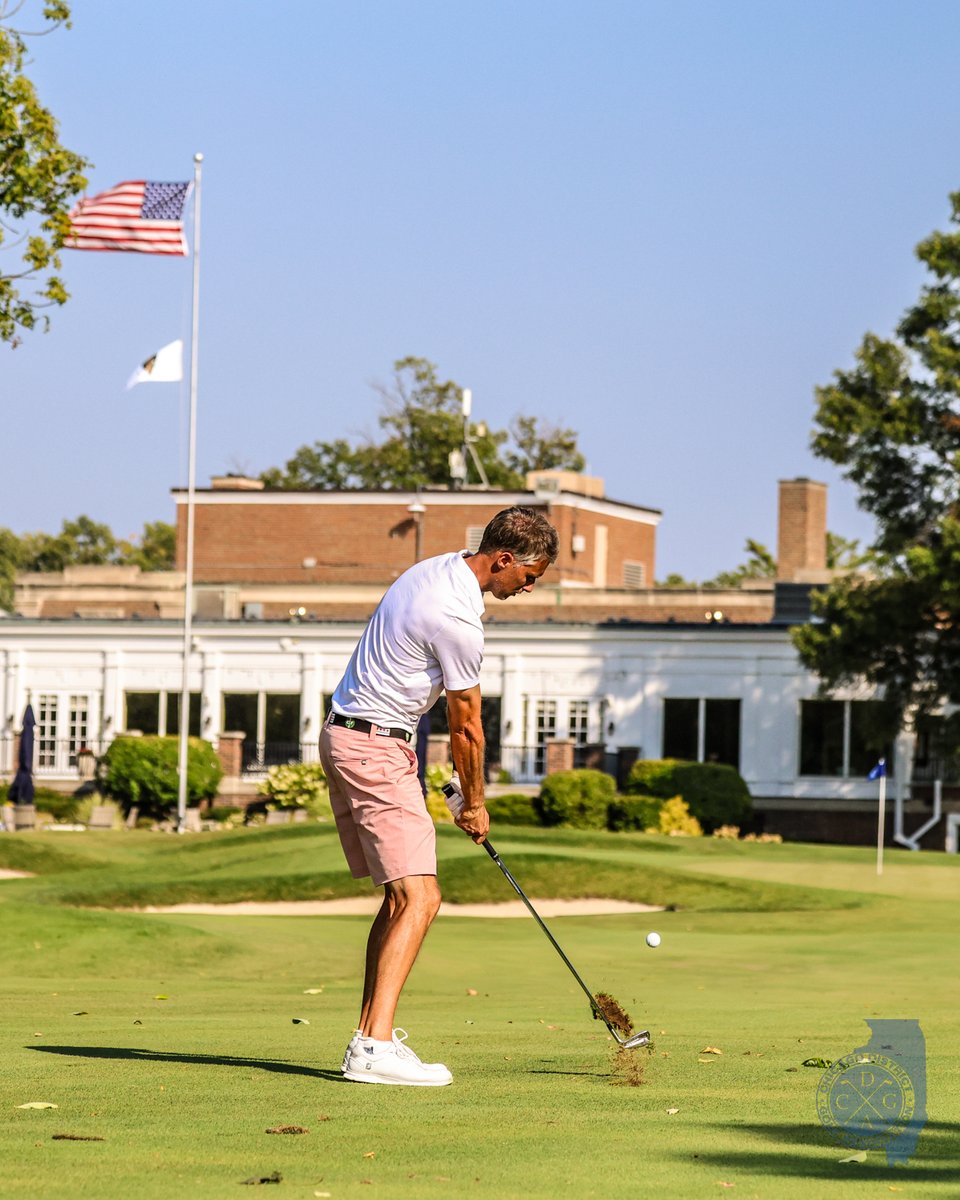 CDGAGolf's tweet photo. Still anyone's game!

The 36-hole day of action in the 32nd #ILStateMidAm at Park Ridge Country Club culminated with a tie atop the leaderboard between Andrew Price and Michael Mounce at -3. Four others enter Tuesday's 18-hole finale within two shots of the lead. 

📰: https://t.co/i2Yh3SqdG7
📷: https://t.co/rnJRecqn4L