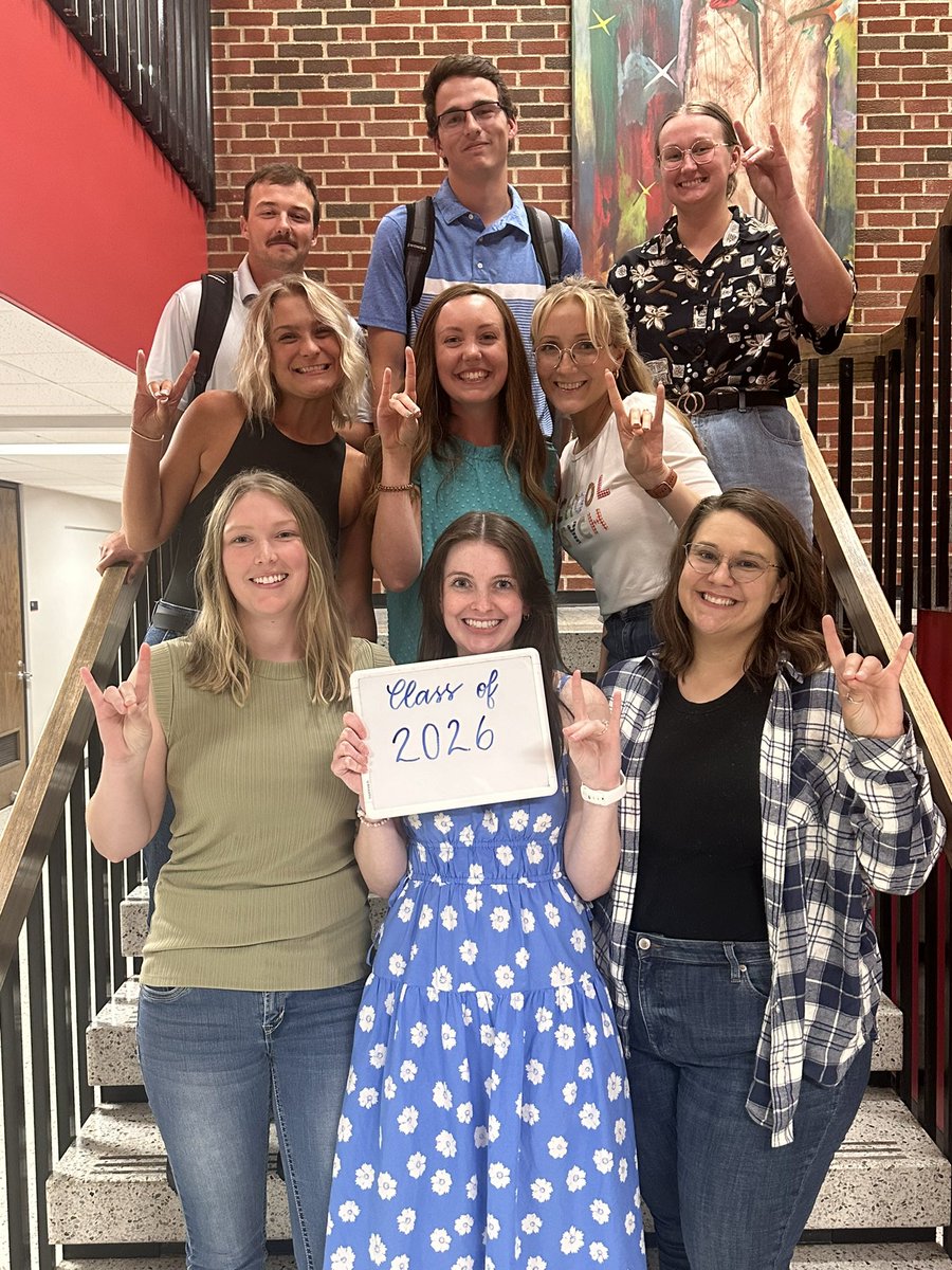 Welcome back SECOND year school psychology students! Have a great year❤️🐾 #classof2026 #GoYotes