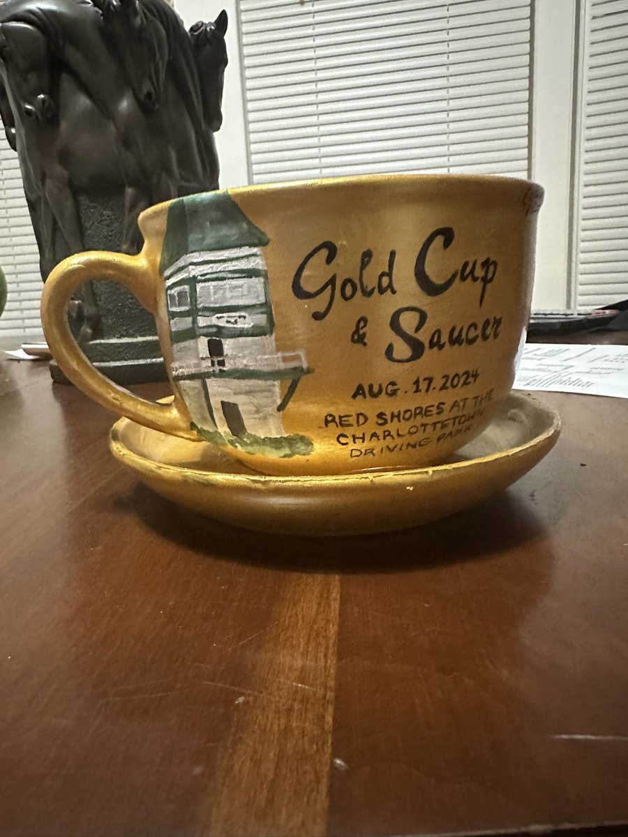 Jessica Hallett tweet media