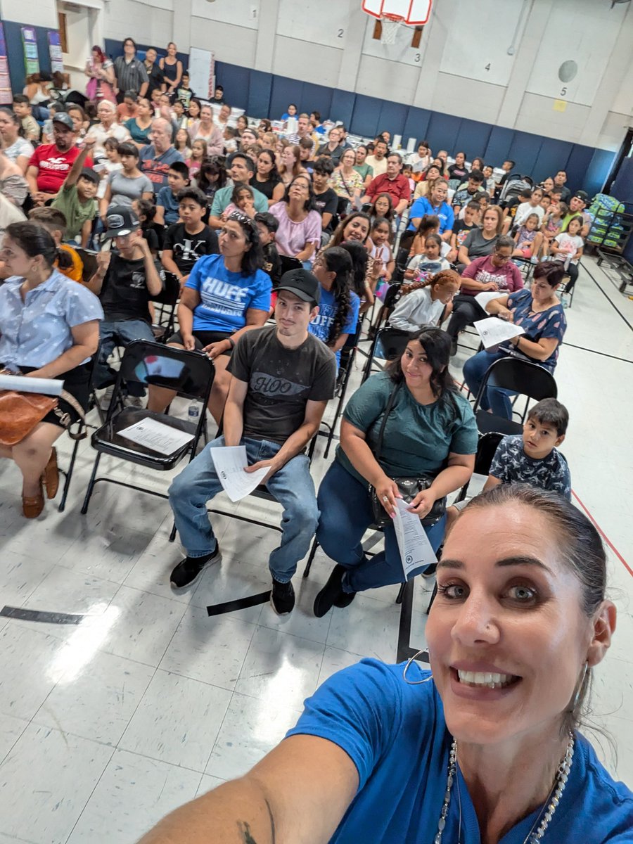 MarcellaSheler tweet media