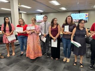 mcpsequityteam's tweet image. The Equity Unit led a study Circles type session w/CT's to build capacity around feelings and emotions in order to foster relationships and engage in conversations to coach around racial &amp;amp; cultural barriers to student achievement &amp;amp; well-being. #EquityOnDayOne #MCPSFirstDay