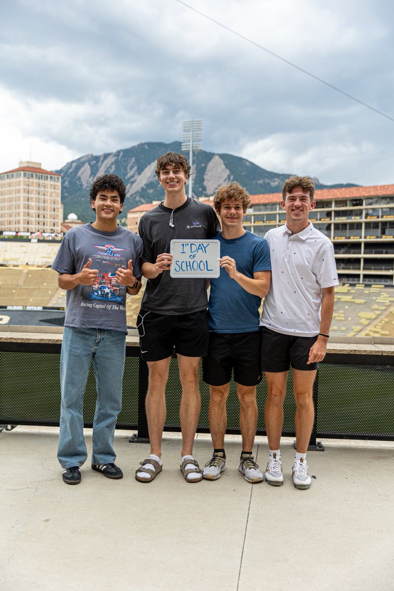 CUBuffsTrack's tweet photo. Buffs back at school! 🖤💛

#GoBuffs https://t.co/tbv1E8Qvba