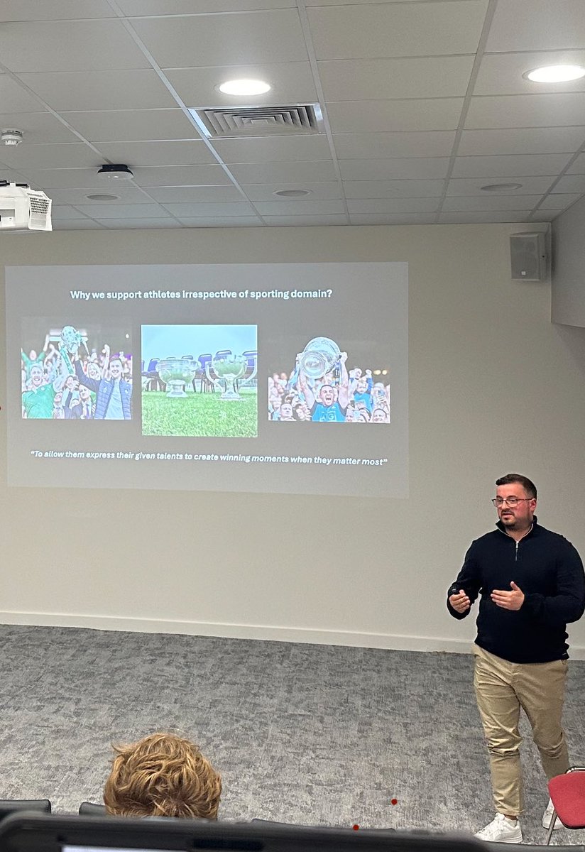 I would like to thank <a href="/ShaneMalonePhD/">Shane Malone</a> for coming into Aston Villa and presenting to the academy staff! 

Unreal presentation on all things sport science! Grateful to have Shane as a mentor and friend and be able to have him in to spend a day with the staff in invaluable!