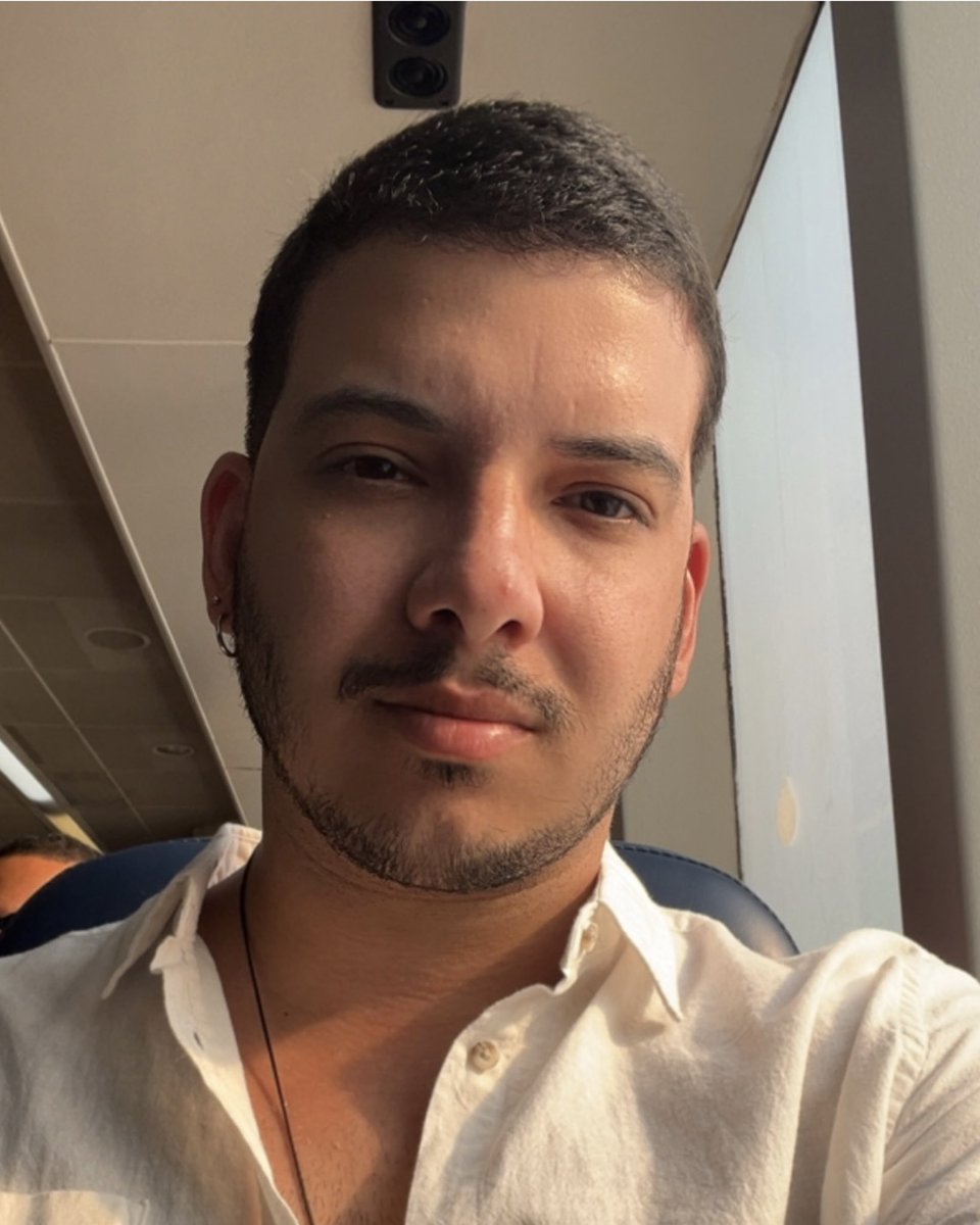 gabspinto_'s tweet photo. oi grupo https://t.co/Wb5o2NtFR3