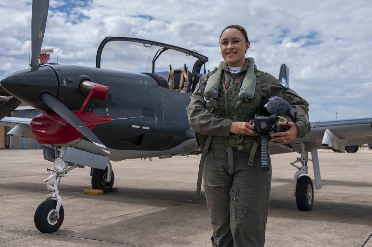 JTF_Bravo's tweet image. This #WomensEqualityDay, JTF-B celebrates the achievements of women across the base.
@ussouthcom recognizes the contributions of women in the defense security sectors through its Women, Peace, & Security Program.
For more: jtfb.southcom.mil/Media/News/Dis…
@usembassyhn @AereaHn