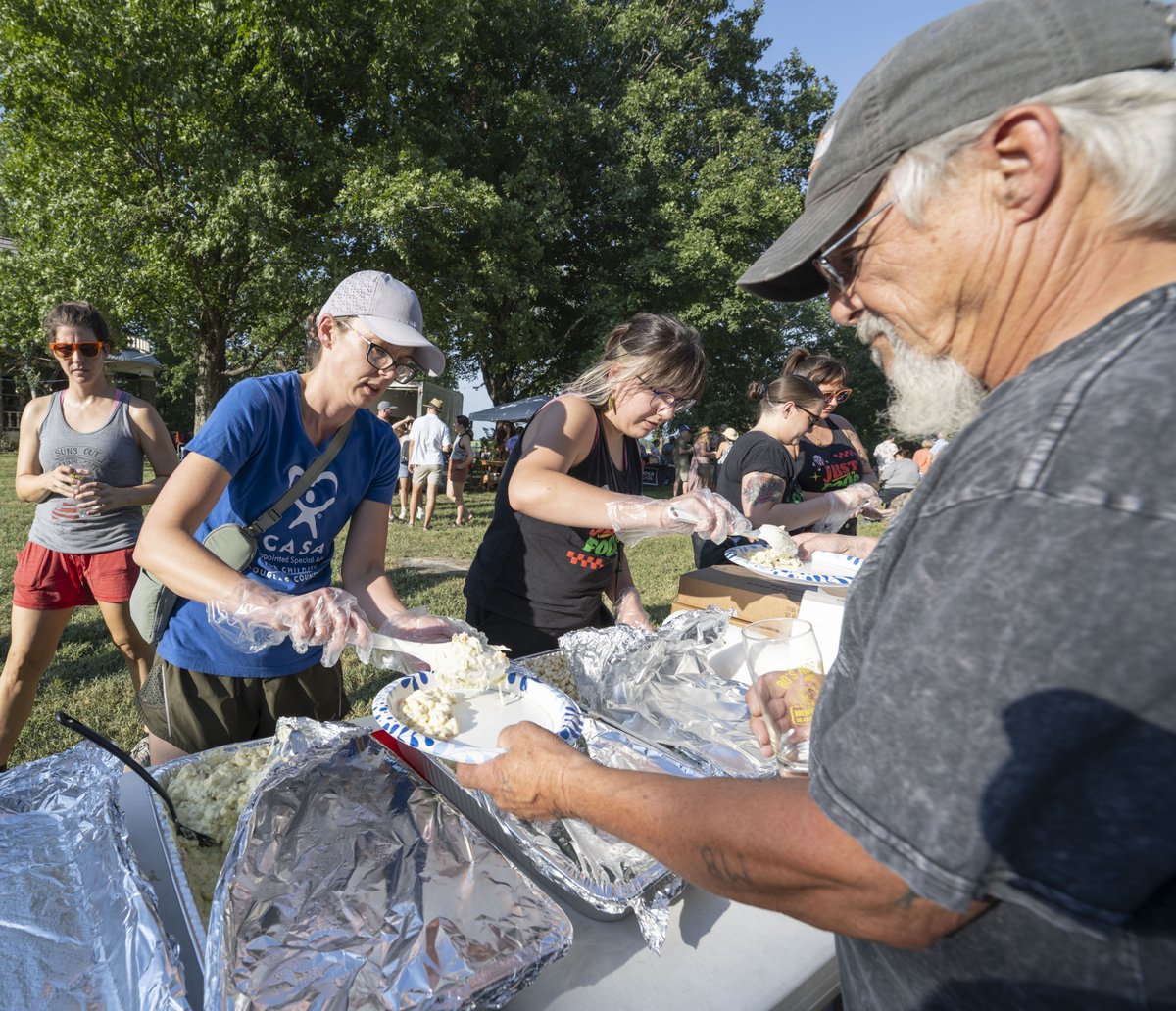 Our Saturday was perfect with sun, fun, and barbecue - Bo's Hog Wild was a great time all around! 🌞🦙🥏🐷 Thank you to all involved, especially the originator himself, Bo Killough. It's an honor to be a part of this long-standing tradition again! ❤️💙