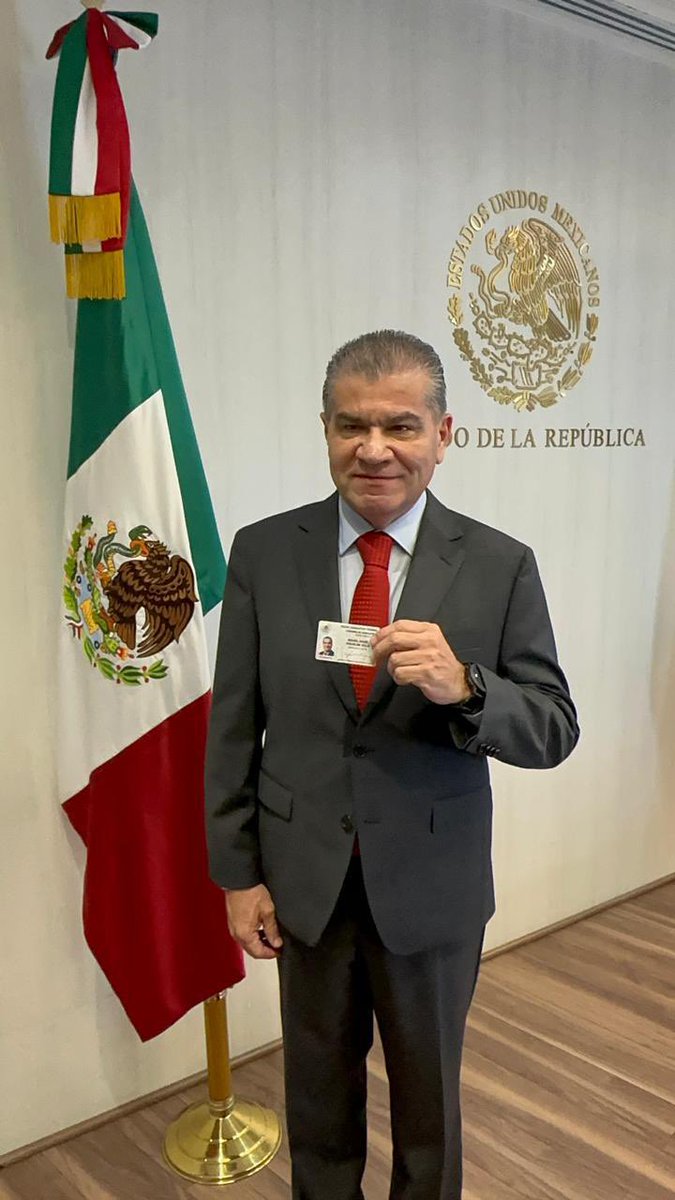 mrikelme's tweet photo. El día de hoy recibí la acreditación como integrante del Grupo Parlamentario del #PRI de la #LXVI Legislatura del Senado de la República; vamos a trabajar siempre a favor de Coahuila, de nuestro país, y por el bienestar de las y los mexicanos. 🇲🇽 https://t.co/0a4YM73k6A