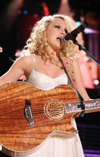 swiftiearch's tweet photo. ~June 10, 2007~ “Tim McGraw” CMA Music Festival #18yearsofTaylorSwift #DebutEra🦋 #taylorswift #taylorswifterastour #TSTheErasTour #theerastour #taylorswift13 #TSTheErasTourTaylorsVersion
#TaylorThrowbacks #TaylorSwiftThrowbacks https://t.co/mhT9KuHOVw