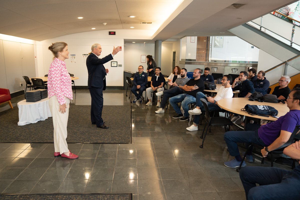 MITSloanGP's tweet photo. What a pleasure it was to witness participants receive their certificate of completion for the first-ever Endeavor MIT executive education immersion program!

Thank you to everyone whose hard work made this program into a reality!

#MITSloan #ExecutiveEducation https://t.co/0AODzCSlRl