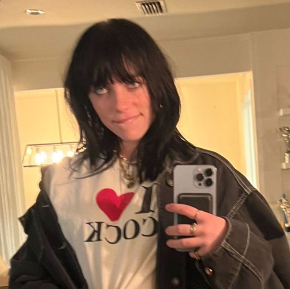 billie. tweet media