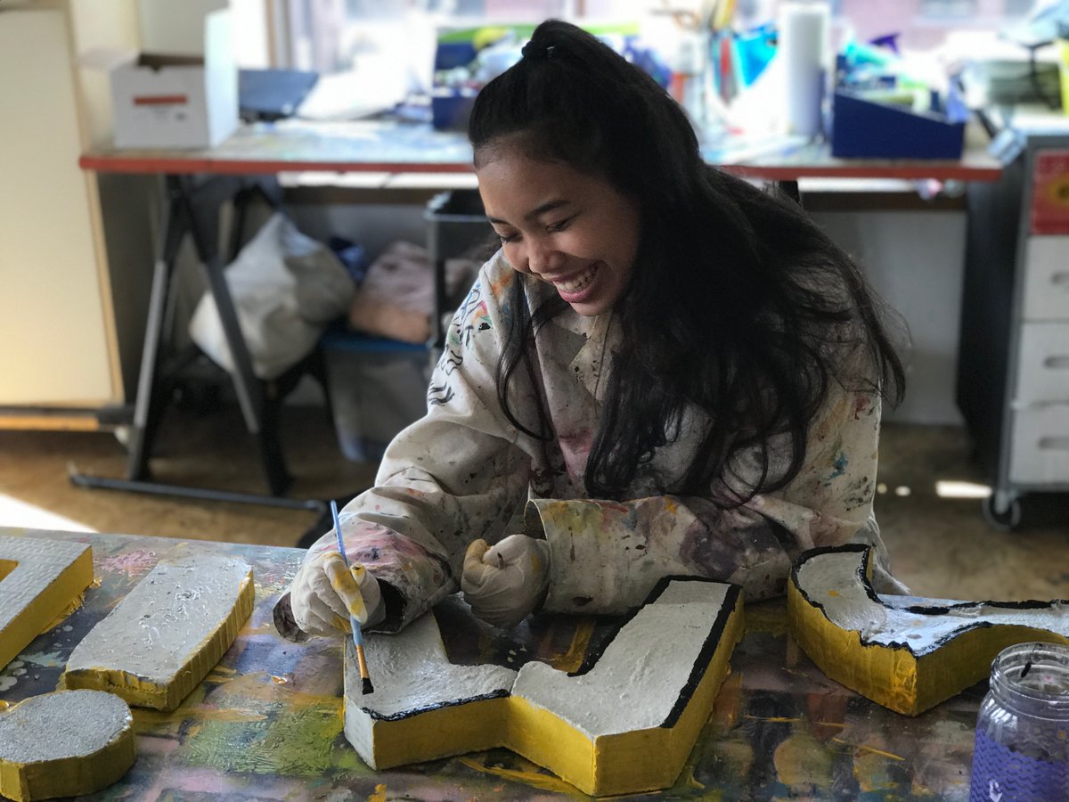 Find Your Light Foundation tweet media