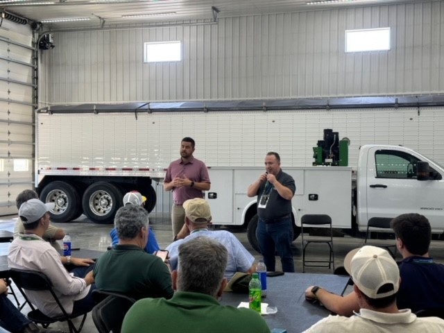 LongViewFarms's tweet image. Today LongView hosted a group of 25 ag-industry professionals from Brazil. Great conversations, insightful questions, and a fantastic exchange of ideas with our team! #LongViewFarms #Agriculture