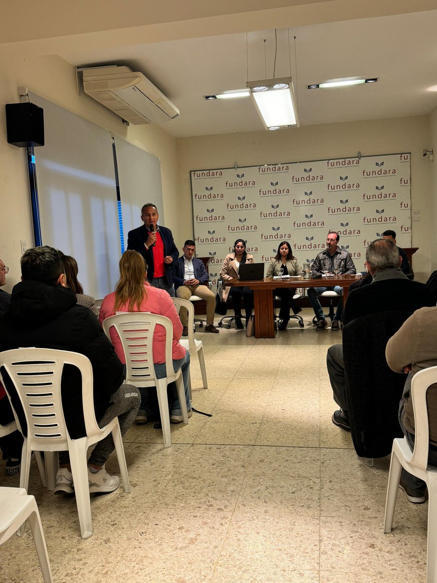 Damos inicio a la 2da Jornada del Ciclo de charlas “La Argentina de Hoy”:
“Ley Bases. Aspectos laborales y financieros para comerciantes”

Gracias a las cámaras y uniones que representan al sector comercial de Salta por sumarse a esta iniciativa de análisis y reflexión
#LeyBases