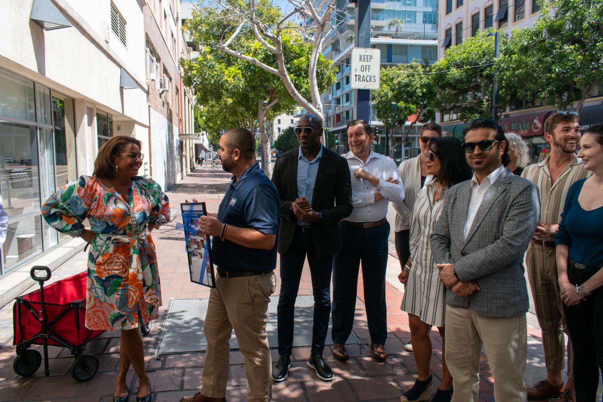 Downtown San Diego tweet media