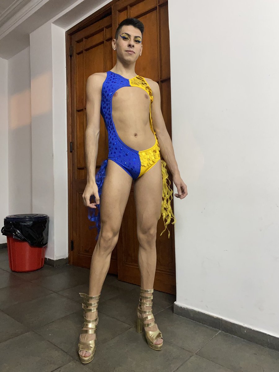 camilofer03's tweet photo. Falta mucho para el veranito? 🔥✨
is it long until summer? 🔥✨

https://t.co/JCwUXgneoF https://t.co/VzKlt3VTLC