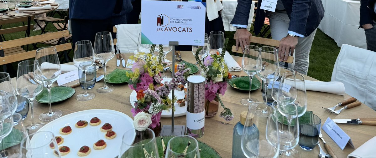 Ouverture de la #ref 
<a href="/medef/">Mouvement des Entreprises de France</a> avec délégation du <a href="/CNBarreaux/">Conseil national des barreaux - les avocats</a> 
Beaux discours inauguraux 
<a href="/PatrickMartin_1/">Patrick Martin</a> 
<a href="/YaelBRAUNPIVET/">Yaël Braun-Pivet</a> 
<a href="/gerard_larcher/">Gérard Larcher</a> 
Des conférences, des échanges…
Les avocats aux côtés des entreprises et entrepreneurs