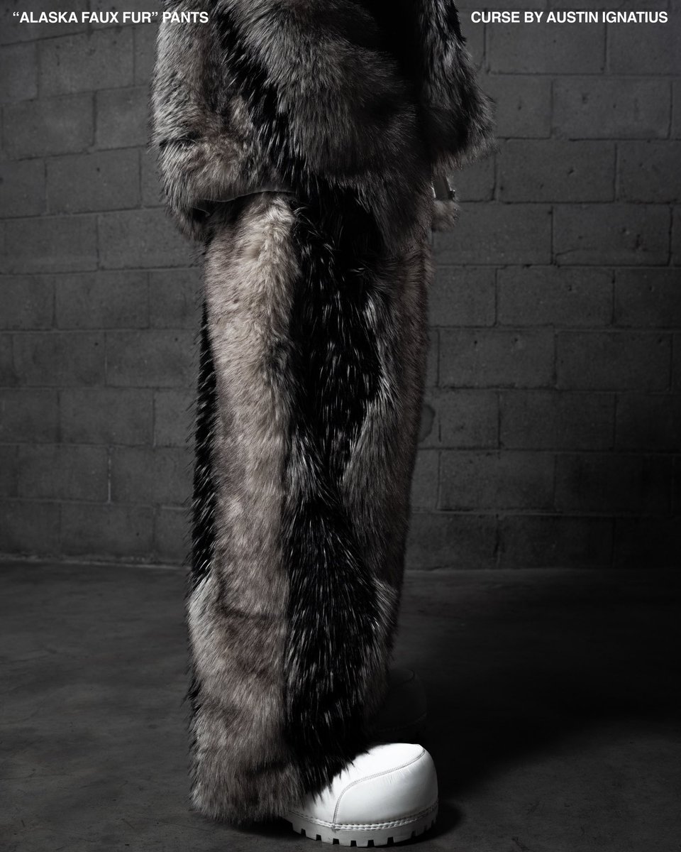 ✠︎ (@piercedmyskull) on Twitter photo 