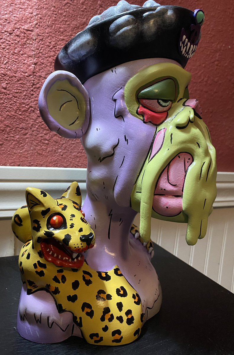 DroManDan01's tweet photo. Shout out to @DreamsClubAr for making a physical representation of my Ape π₯π₯π₯ These pictures really donβt do it justice but I tried π @BoredApeYC #ApeForLife https://t.co/YXPmMjp3Qo