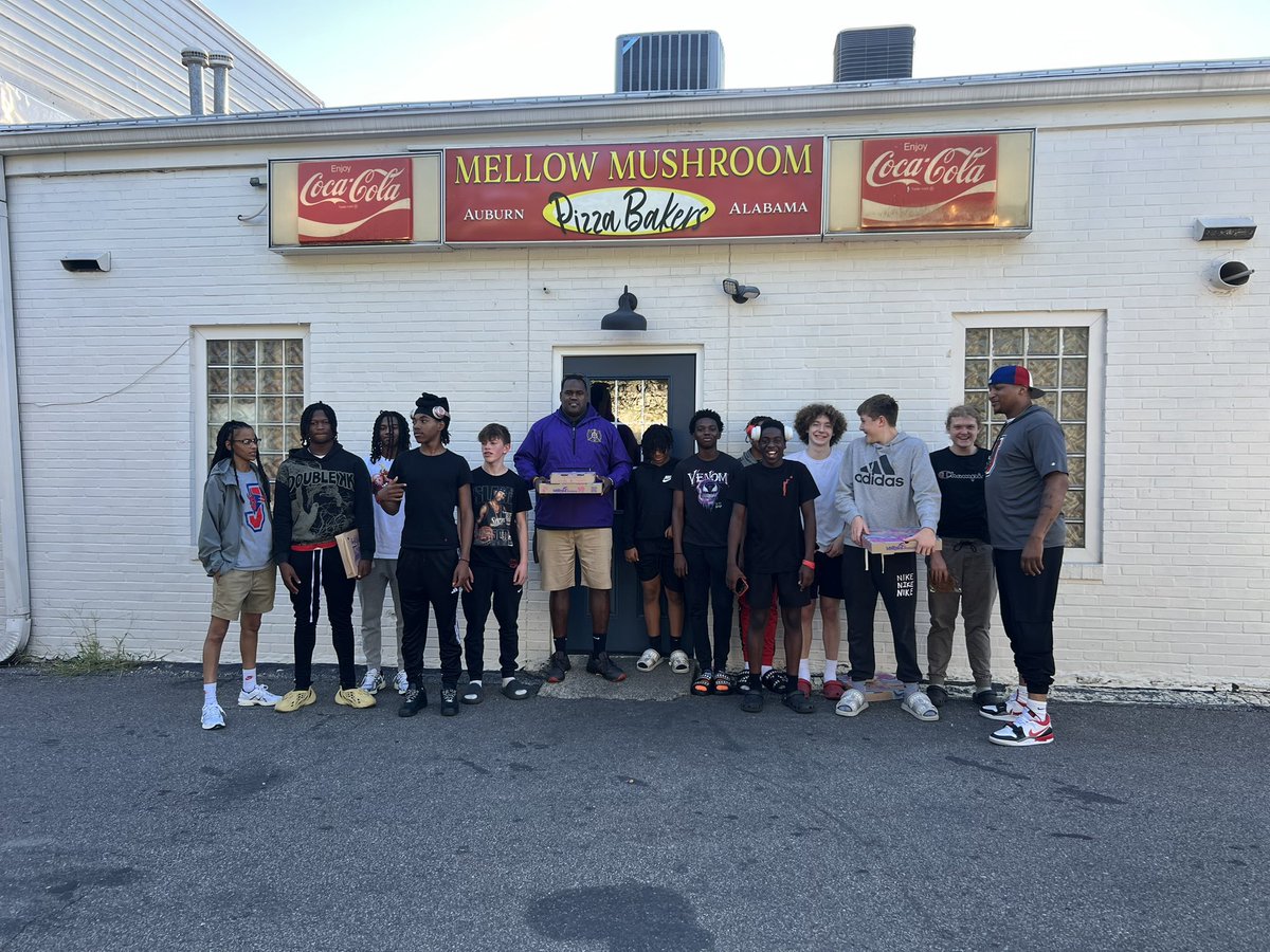 Jesse Chaffin (@jcisabucket) on Twitter photo Had a great time and learning experience last weekend at Tuskegee Men’s Basketball Elite Camp, with my team <a href="/rd4lbasketball/">Jackson Red Devils Boy’s Basketball</a>! Excited to keep putting in more work, but ultimately to use basketball to make me a better person off the court, and to better those around me! #Blessed Had a great time and learning experience last weekend at Tuskegee Men’s Basketball Elite Camp, with my team <a href="/rd4lbasketball/">Jackson Red Devils Boy’s Basketball</a>! Excited to keep putting in more work, but ultimately to use basketball to make me a better person off the court, and to better those around me! #Blessed