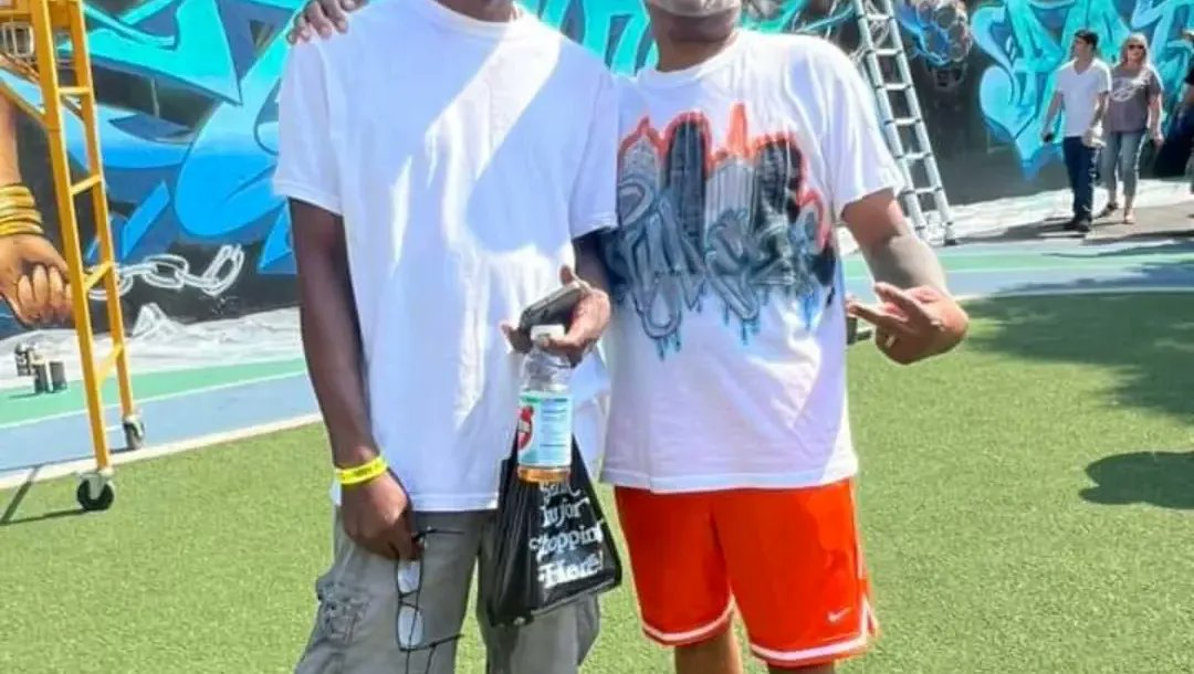 TONEONE3RDFLOOR's tweet image. The graffiti hall of fame event 2024 over the weekend . I ran into my dude Gary and met a couple of my favorite graffiti artists.
#ghof ,#graffitihalloffame, #NYC