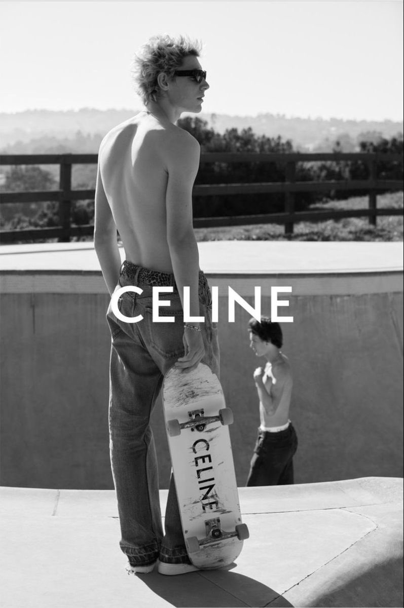 The_runways_'s tweet photo. CÉLINE https://t.co/5eEbdlVejI
