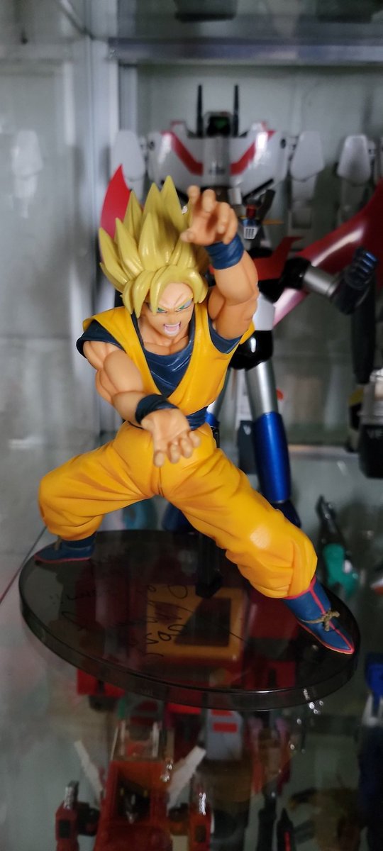 _Juan_Murillo's tweet photo. Gracias @ccp_mario por una tarde llena de alegrías y anécdotas. #Krillinno #Vegetatampoco https://t.co/ZqGggpI561